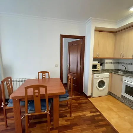 Travesia De 151, 2b Vigo